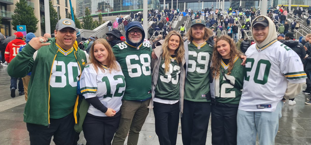 Guy024's tweet photo. @PackersTherapy @crichar3 @KlausAudun @stephenk22
Welcome to @WembleyStadium for the Annual Packers Therapy European Convention, part 2, following the first meeting at @SpursStadium two weeks ago!
@APTEC2024 https://t.co/vFAZiDFgYk