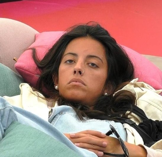 Parabéns por continuarem a salvar o maior mono deste reality show #sstvi