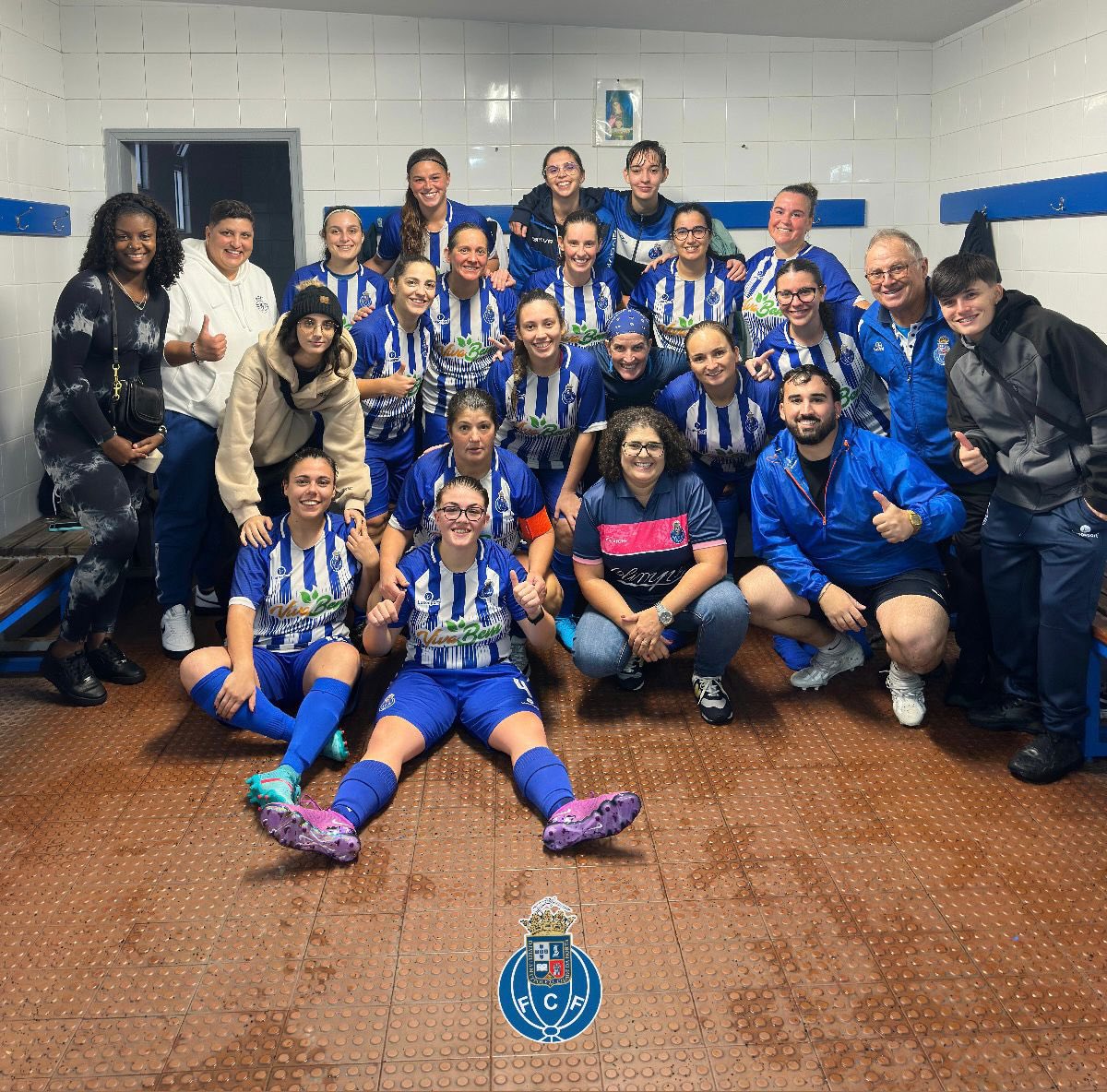 Primeiro jogo, primeira vitória, vamos por mais 💙
Dia muito especial… 💙