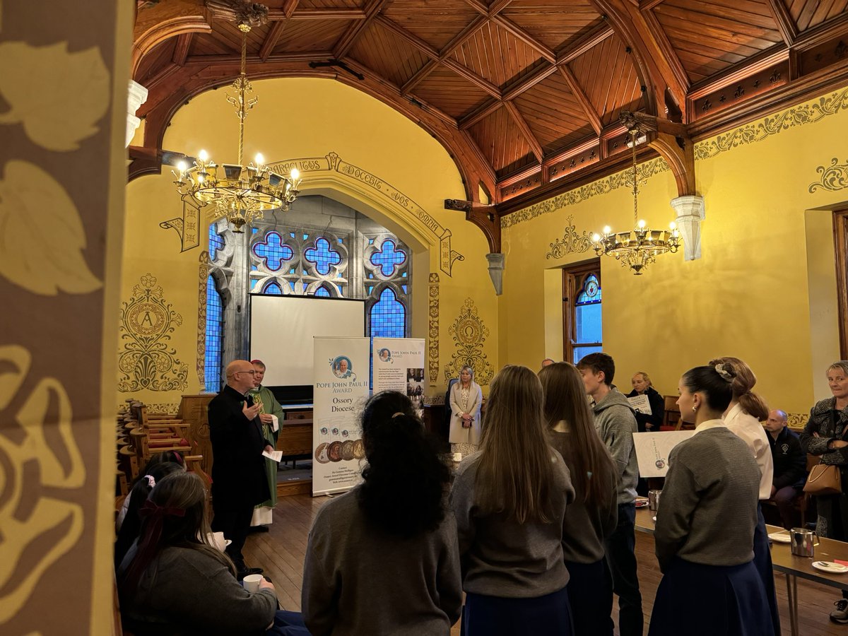 Tonight Bishop Niall presented the <a href="/JP2Award/">PopeJohnPauI IIAward</a> to students who volunteered in their parish &amp; community. Great to see them recognised for all they did. Proud parents, grandparents &amp; parishes. Thanks to <a href="/GemmaMulligan2/">Gemma Mulligan</a> who did so much to support &amp; encourage them throughout the year