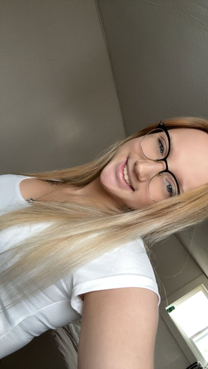 Sky Rae (@skyraeee04) / Posts / X