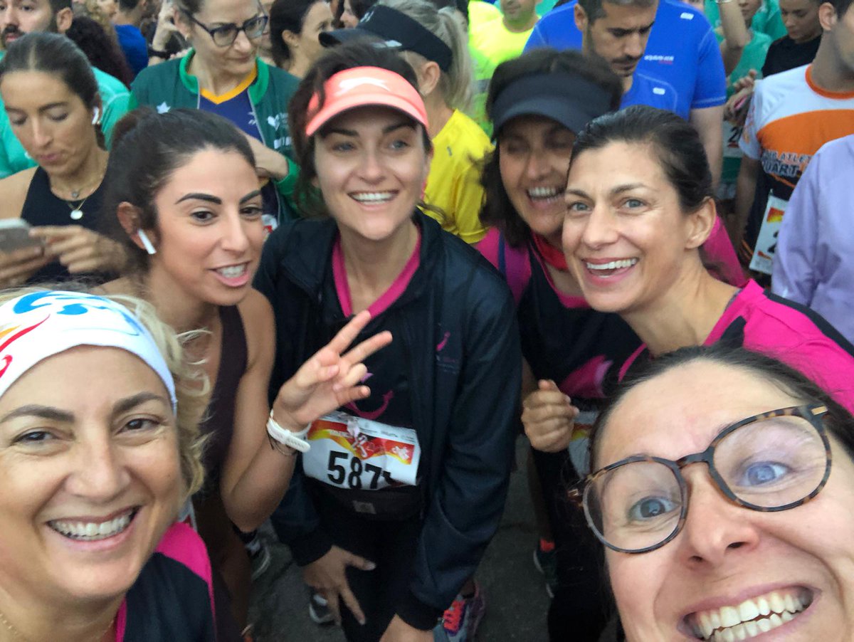 Como todo no va a ser palear y entrenar, hoy también nos hacemos la carrera de <a href="/RunCancerVal/">RunCáncer Valencia</a>! 😊Porque a <a href="/BoatMvs/">DRAGON BOAT MARINA VALENCIA</a> además de palear también nos gusta correr, andar, o hacer marcha nórdica... Moviéndonos en equipo, por tod@s!! 💜💜