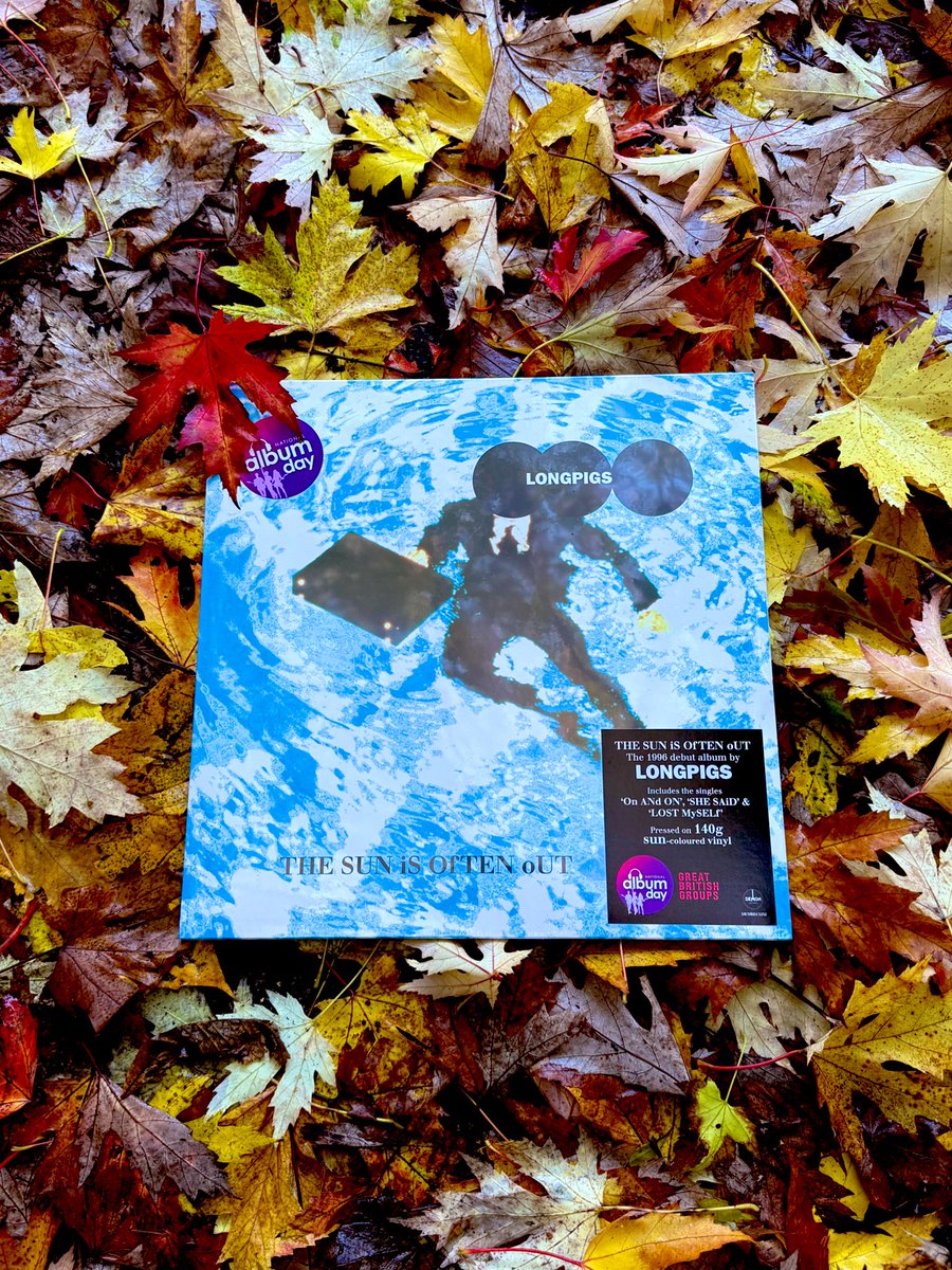 Picked this up again for #NationalAlbumDay 

Paid £6.50 to see these beauties at The Norwich Waterfront in 1996. Class then, 30 years on, still unreal. 
<a href="/crispinhunt/">Crispin Hunt</a> 

Treat yourself:

open.spotify.com/album/1QQKv2Y9…