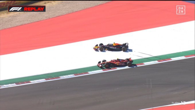 McLarenF1_News's tweet photo. Guess who got penalties in each situation .... 

Unbelievable inconsistency from the FIA https://t.co/wEhVKulJZL