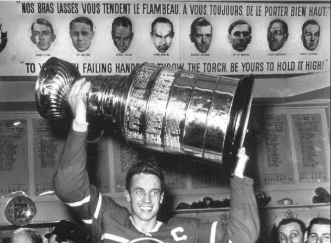 Spoke on <a href="/canadianmv/">TCMV | The Canadian-Muslim Vote</a> panel about civic engagement &amp; contributing to betterment of 🇨🇦 society to +150 youth today. Despite rival fans booing I went with a Habs motto. 

“To You From Failing Hands We Throw The Torch; Be Yours To Hold It High.”