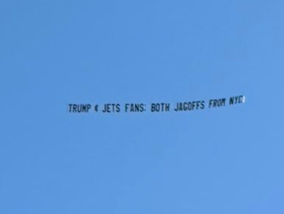 Spotted above Acrisure Stadium in the Sky. #Steelers #NFL