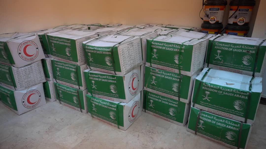L_R_C_Benghazi's tweet photo. Supported by the General Secretariat of the Libyan Red Crescent and the @KSRelief, the Benghazi branch of the L.R.C., through its Qaminis division, launched a campaign to distribute food baskets. https://t.co/DbeI1gxY1f