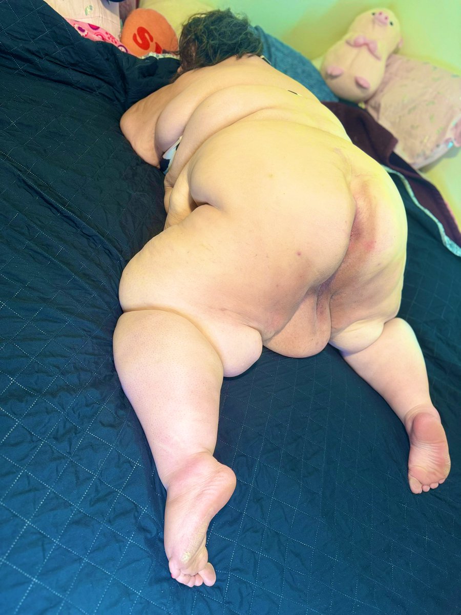 Fat Babe Shae tweet media