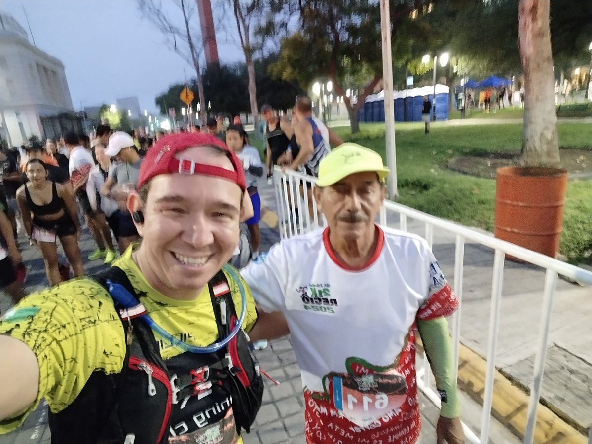 Fghae's tweet photo. Gracias Profe Roman Guerrero!!!
Muchísimas felicidades por su pódium!!!
#21kregio https://t.co/9SaXLt5ASF