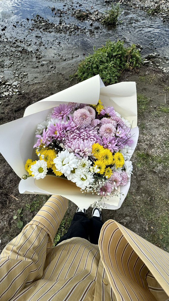 Anne ben eve gelicem de yanlış anlama arkadaşım aldı.. <a href="/BetulBetulbyztt/">Betül</a>