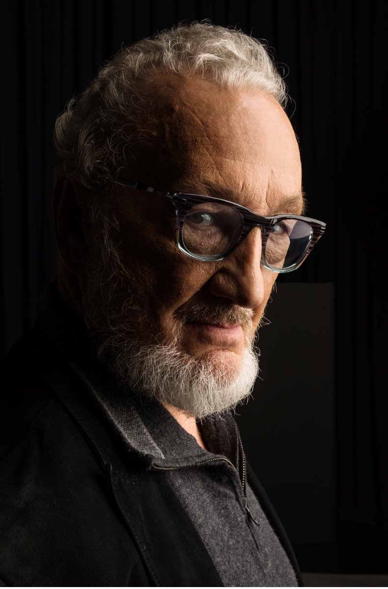 10 more Halloween movies: THE INNOCENTS (1961) THE WICKER MAN (‘73) INVASION OF THE BODY SNATCHERS (w/ Donald Sutherland), HEREDITARY(2018), 28 DAYS LATER (‘02), MANHUNTER (1986) THE THING (‘82), LET THE RIGHT ONE IN (‘08) DEAD RINGERS (‘88) THE DEVIL’S BACKBONE (2001) Get busy!