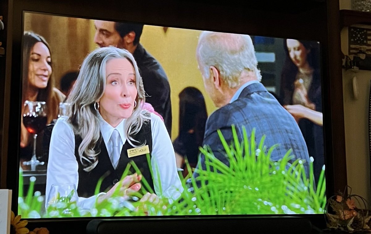 ⁦<a href="/PatriciaHeaton/">Patricia Heaton</a>⁩ What a pleasant surprise to see her on #Frasier S2-E2. I’ve always thought she and Kelsey Grammer would be great in anything!
