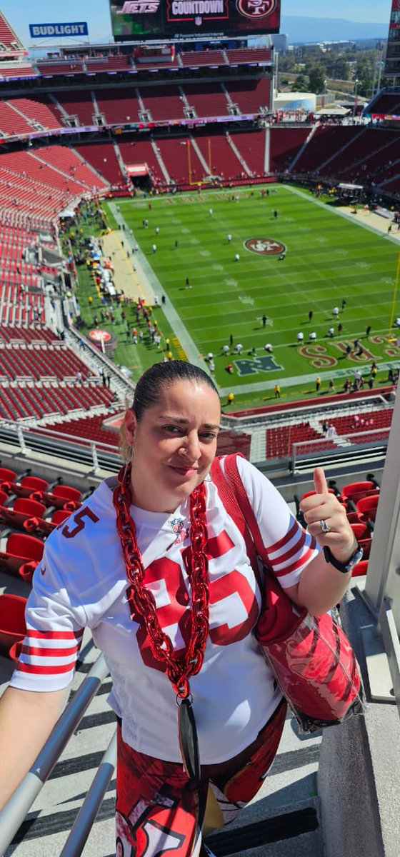 gabirare's tweet photo. @FOXImpactoNFL amo a mis niners 🥰🥰🥰 https://t.co/JHNs2jkqef