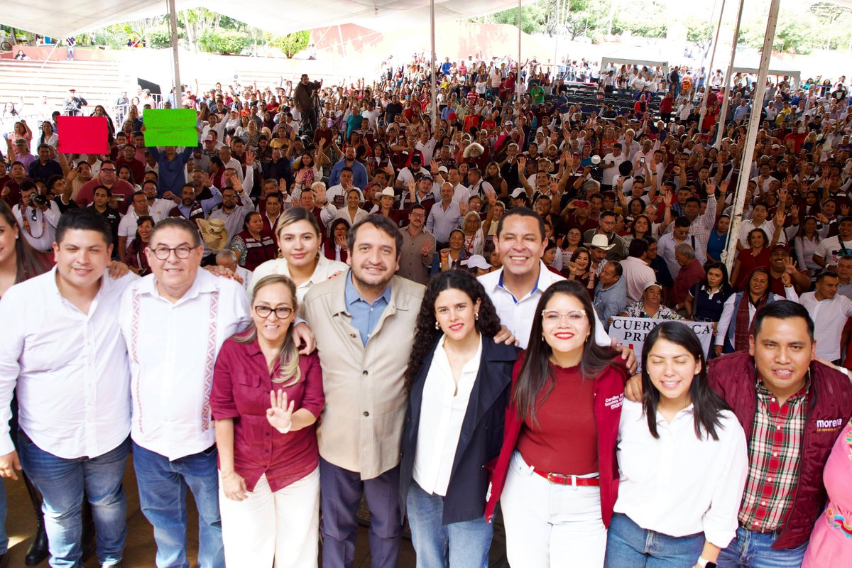 LuisaAlcalde's tweet photo. Este domingo nos encontramos en Morelos con la militancia de @PartidoMorenaMx. 

Me dio mucho gusto ver a tantas personas que vienen luchando de muchos años atrás para hacer de este país uno más justo. Hoy la gente se siente orgullosa de todo lo logrado, así como de lo que viene con nuestra Presidenta @Claudiashein.