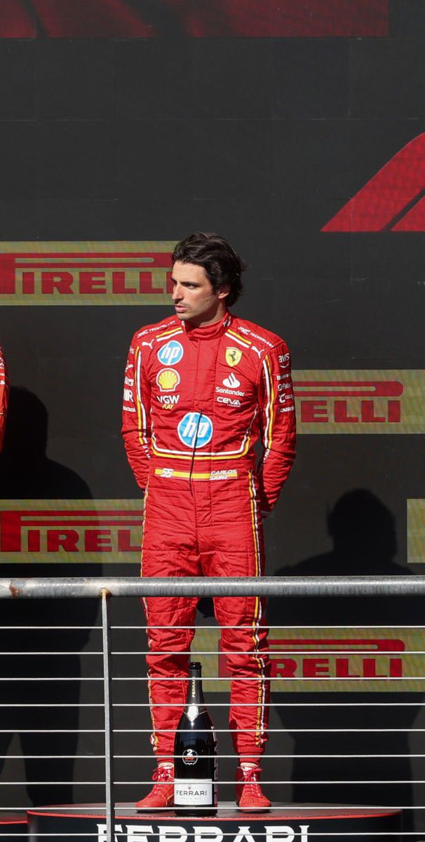 ABSOLUTELY BEAUTIFUL PODIUM PICTURES😫😫😫
