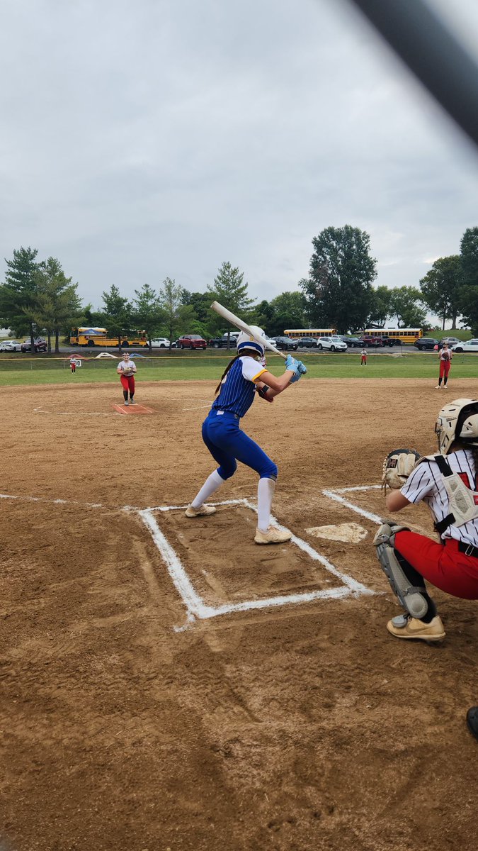bantle_payton's tweet photo. So grateful for another year on the field as a Jaguar. Ended my junior season with a .430 batting avg, .477 OB%, and .700 SLG. Can't wait for next year! #thankyouseniors https://t.co/jBSHiCjB5V