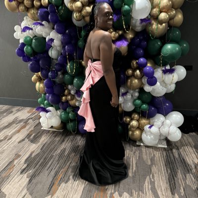 latoniasec's tweet photo. #NewProfilePic https://t.co/pmneACRRcJ