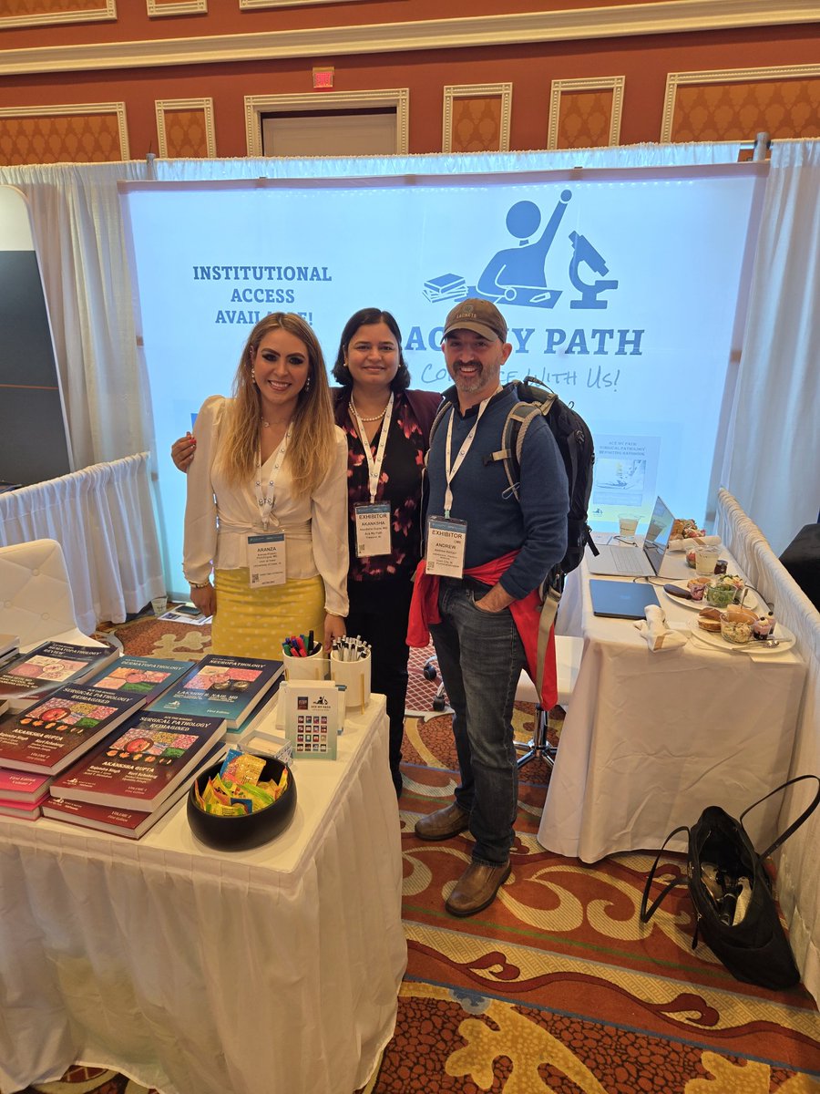 AkankshaGuptaMD's tweet image. It was great meeting @AranzaPinedo and @IHC_guy!!