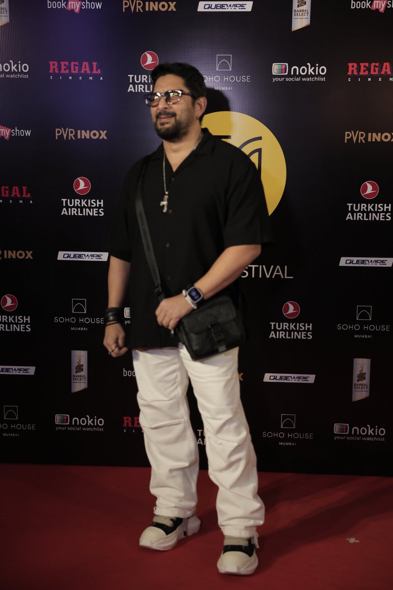 johnsont307's tweet photo. #MAMI2024 #Day2 ##WorldCinema #RestoredClassics #ShabanaAzmi #TheFable #Ghamasaan #TigmanshuDhulia #ArshadWarsi #PriyankaBose #KonstantinBojanov #TheSubstance #GulshanDevaiah #VishalBharadwaj #everyone #everyonefollowers #highlight
https://t.co/gwc0f99hQM https://t.co/AentBuKj15