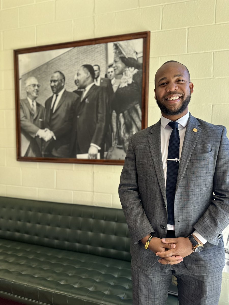 deon_tedder's tweet image. Spent the day in Philadelphia, PA and spoke at Bright Hope Baptist Church on behalf of the Harris/Walz campaign as a surrogate! Everything is on the line this election and we must get out every vote possible! #WeNotGoingBack @KamalaforPA @KamalaHarris