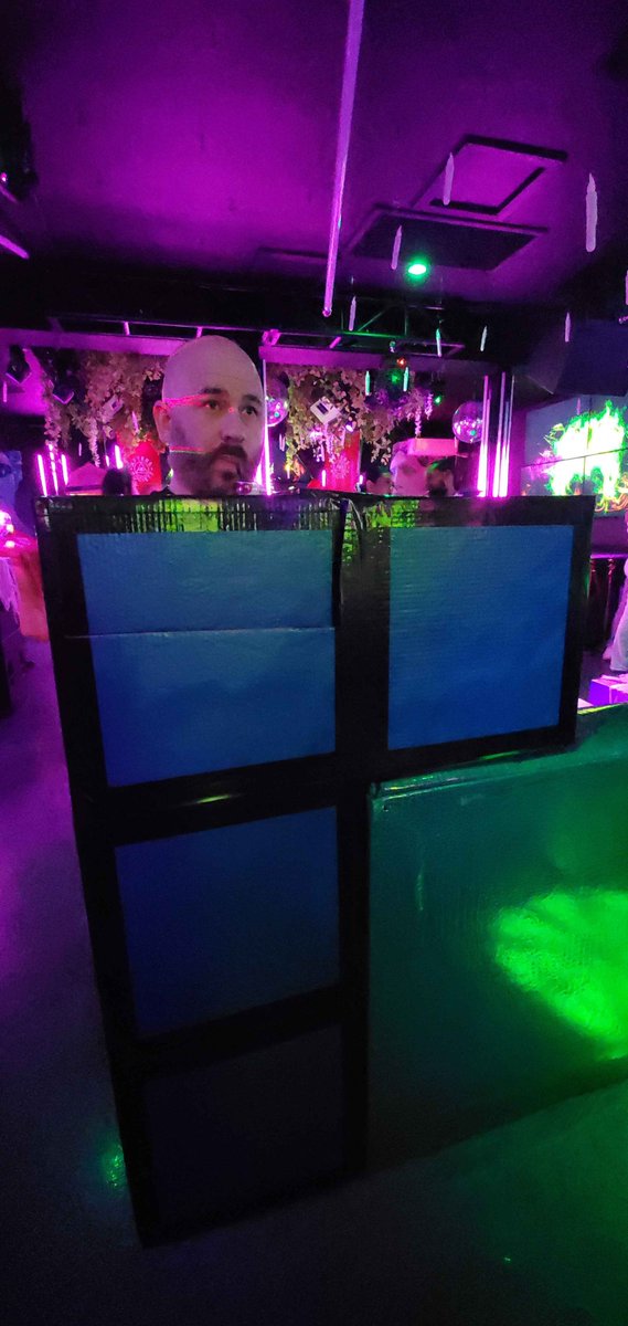SuddenlyFoster's tweet photo. I think I fit right in with my Tetris Halloween costume this year. https://t.co/dzrguaEjFR