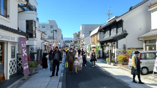 【ブログ更新】10/27(日)はホコ天。11/3(祝)も市民祭でホコ天になりイベントを行います is.gd/B5uqAo