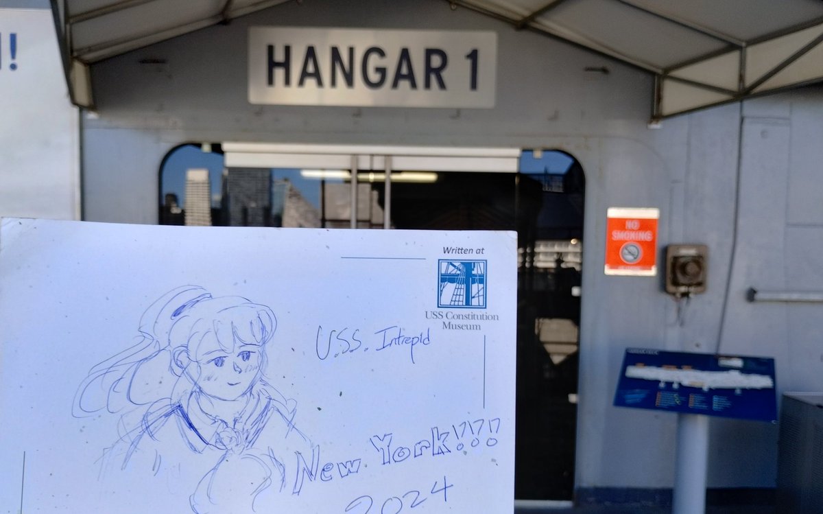 DBetz109's tweet photo. I brought Intrepid to Intrepid!
#艦これ #USSIntrepid https://t.co/LIklzj3P1I