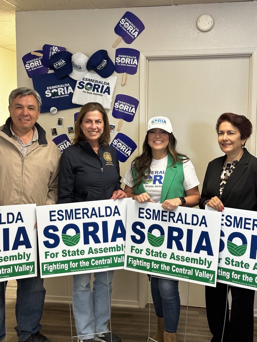 Diane Papan (@dianepapan) on Twitter photo Great Saturday walking in Assembly District 27 for my friend, colleague and Assembly classmate <a href="/Esmeralda_Soria/">Esmeralda Soria</a>. We need her back! Great Saturday walking in Assembly District 27 for my friend, colleague and Assembly classmate <a href="/Esmeralda_Soria/">Esmeralda Soria</a>. We need her back!