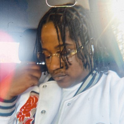 YTskii23's tweet photo. #NewProfilePic https://t.co/fOtnOJNMlX