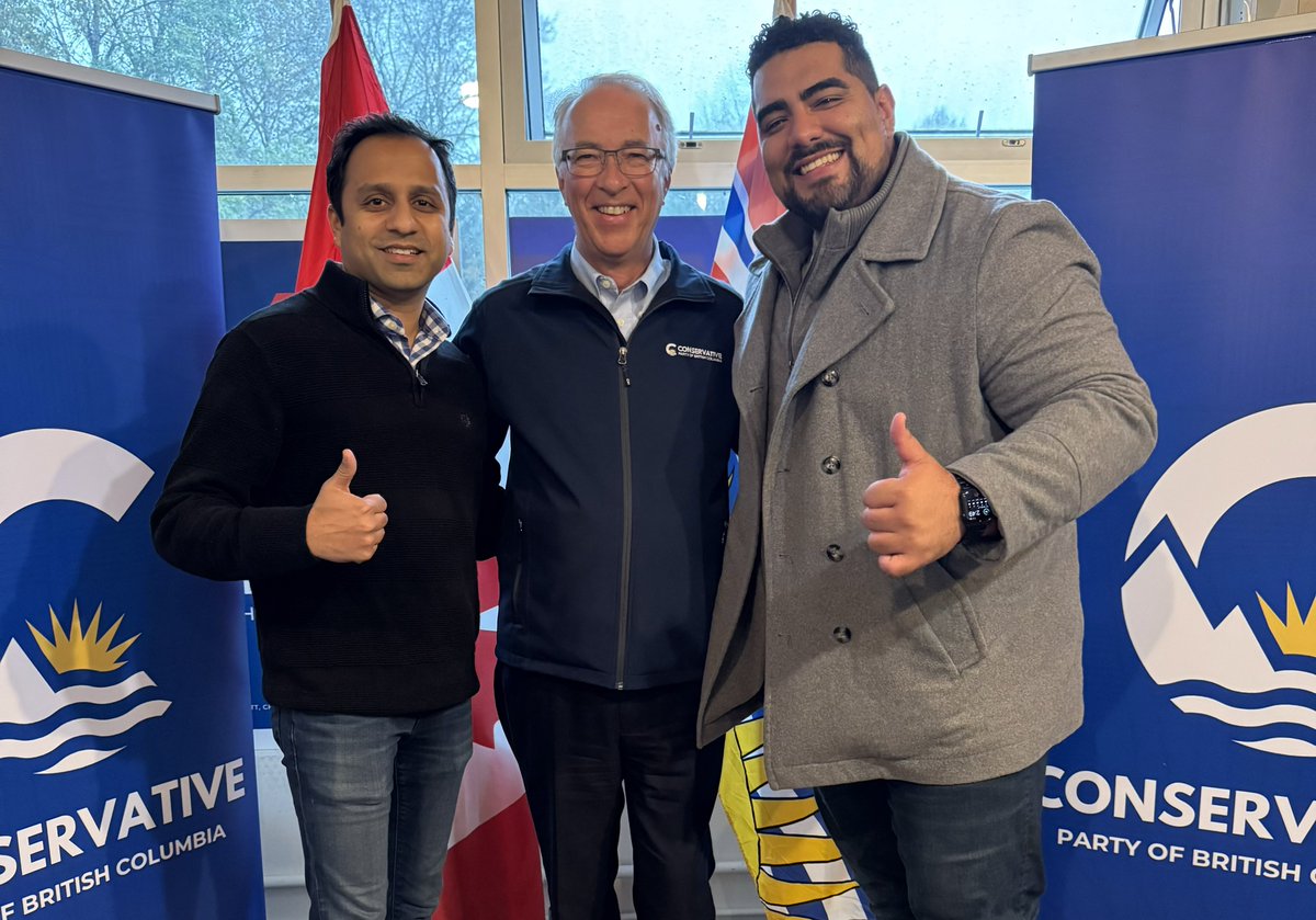 MauroAFrancis's tweet photo. With #BCElxn2024 wrapping up in uncertainty, one thing is clear, BC’ers are fed up.

We’re sick of streets full of drugs, crime and disorder. 

Conservatives are the only alternative.

It was an honour to work with Conservative candidates @votemichaelwu @samchandola &amp; @chpsimon7! https://t.co/4OCZM0TZ84