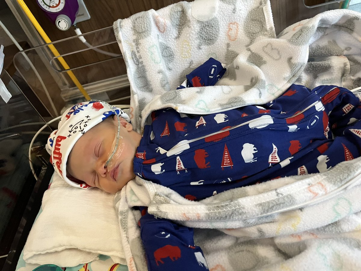 shelbs1332's tweet photo. @BuffaloBills 
Dalton Joseph Soluri 
10/18/24
5lbs 0.4 oz 
18inches long
I’ve had Daltons name picked out ever since I was a little girl, it just so happens Dalton shares a birthday with the Buffalo Bills tight end Dalton Kincaid!!❤️💙 Buffalo Bills we need a Kincaid jersey!! https://t.co/sfDgbb0iDz