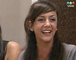 agus_rey's tweet photo. Volvió un clásico a #GranHermano: EL INTERCAMBIO. Maica de #GHDBT7 España se va al GH Italia, mientras que 2 jugadores de allí viajarán a España.
En Argentina hubo varios:
Eduardo de #GH3 y Soledad en #GH se fueron a España.
Pablo de #GH2007 a Brasil.
Vicky de #GH2012 a Israel. https://t.co/h6vFUMcmGx