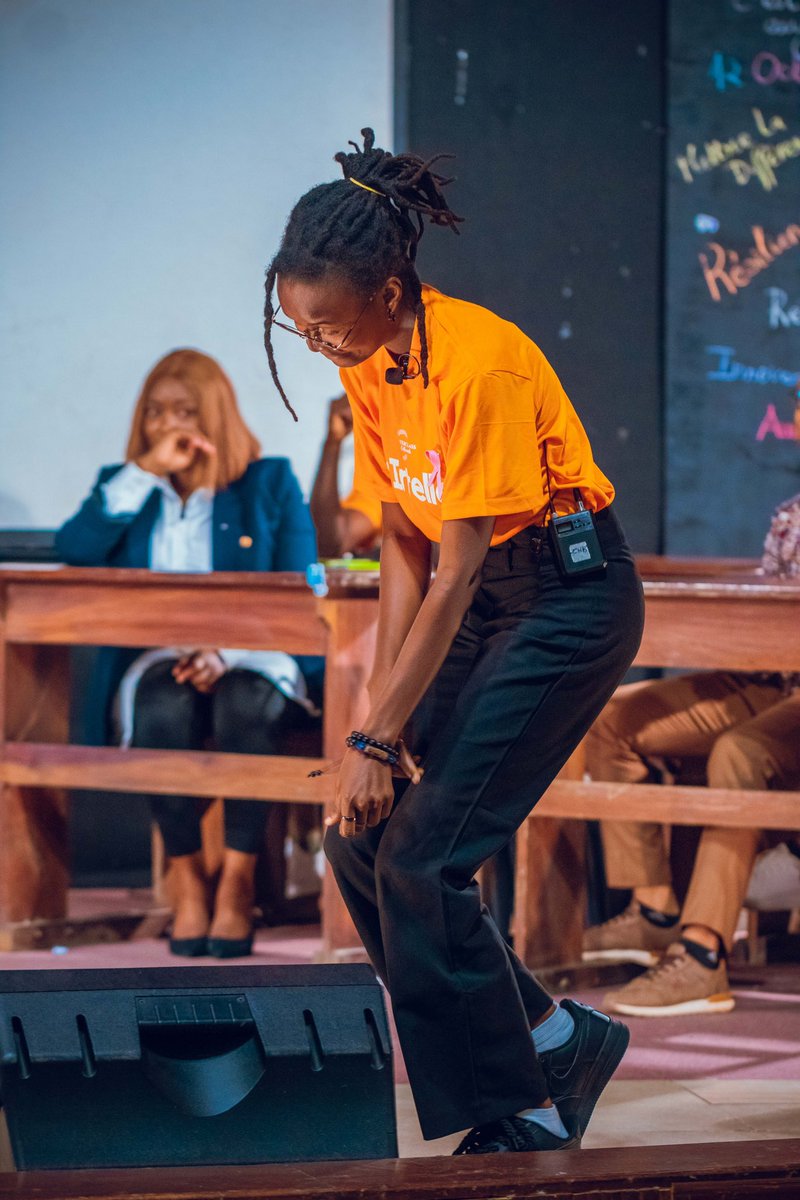 Semefa4's tweet photo. La clรฉ du succรจs est la discipline, et je sais que tu as ce quโil faut pour atteindre tes objectifs. Que cette semaine soit celle oรน tu brilles encore plus fort ! ๐
#semefa_light #newweek #dogreat https://t.co/jHTmFdSd1B