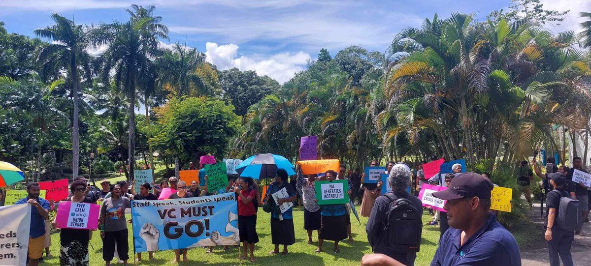 radiopasifik's tweet photo. 2) The Secretariat must also release the Terms of Reference for Professor Pal’s investigation. @fijitimes @sun_fiji @FBC_News @fijitv #teamfiji #teamUSP #WorkersRights https://t.co/4GXZo1iRso
