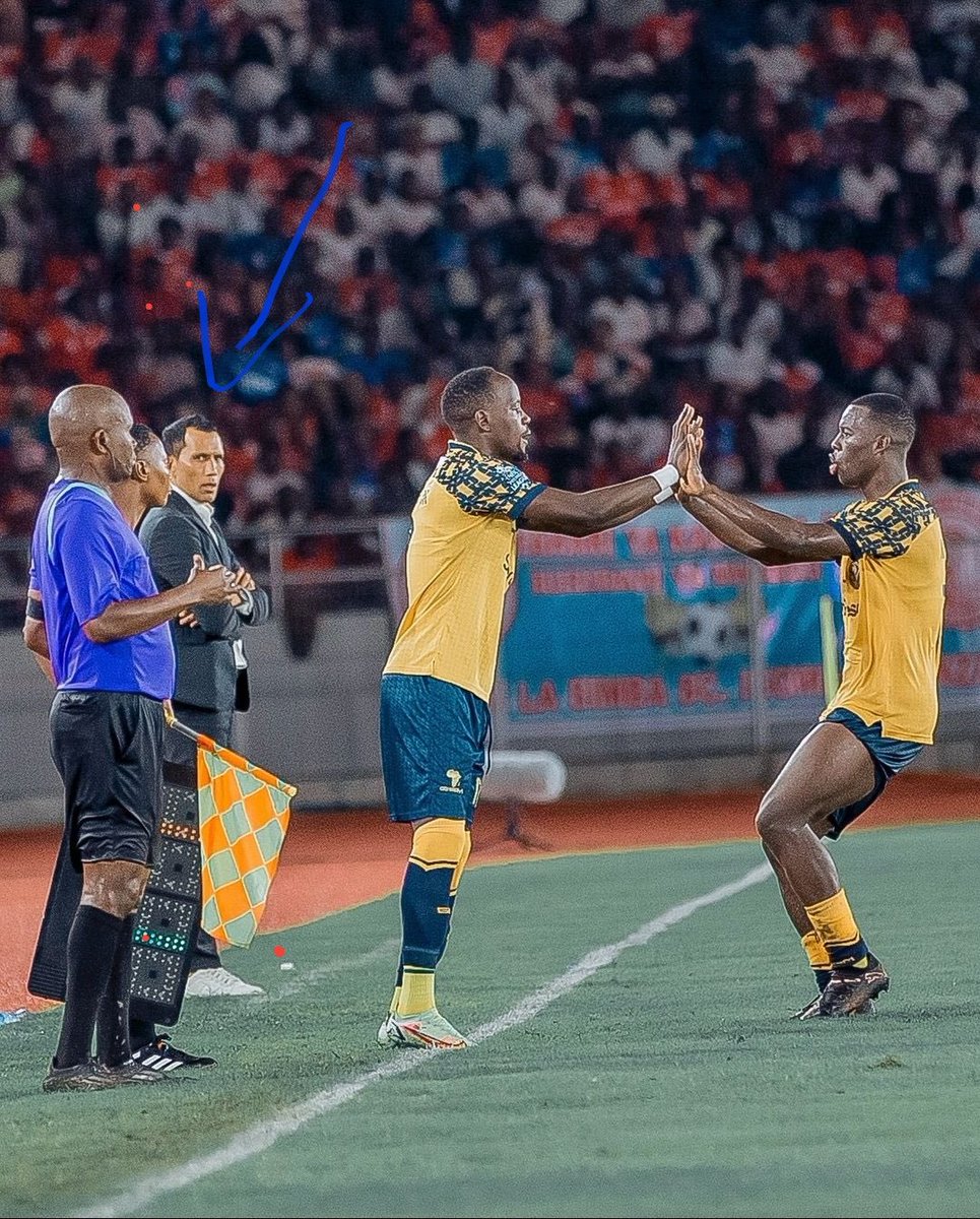 C.H.I.Z.I K.I.C.H.I.Z.I tweet media