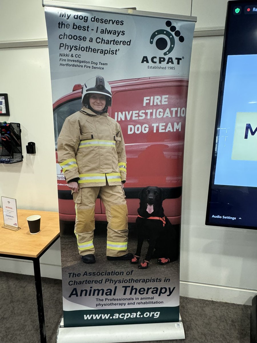A huge thanks to the wonderful team <a href="/ACPATOfficial/">ACPAT</a> who gave Lady B such a warm welcome this weekend. 

A pleasure to meet animal physiotherapists from across the country, many of whom work with service animals. 

Looking forward to exploring the many conversations we had. 💜