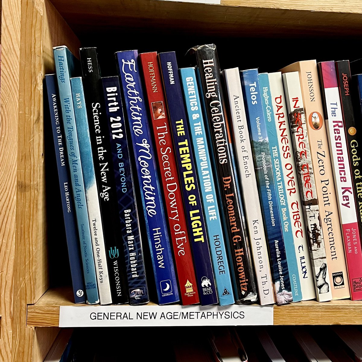 Helene Scott (@hscottfordsmand) on Twitter photo Minneapolis book shop clearly signalling that they are on board with the logical empiricist heritage from the <a href="/umnmcps/">Minnesota Center for Philosophy of Science</a> Minneapolis book shop clearly signalling that they are on board with the logical empiricist heritage from the <a href="/umnmcps/">Minnesota Center for Philosophy of Science</a>