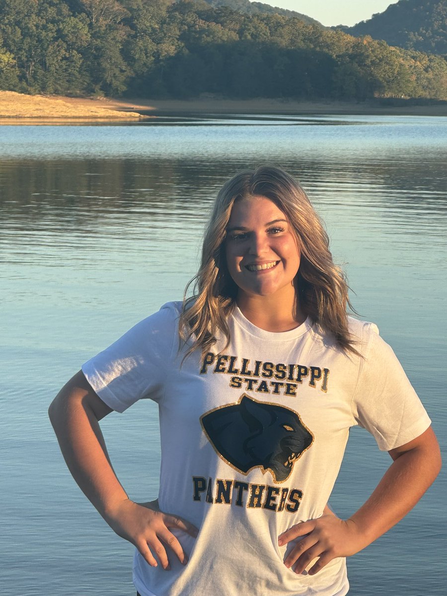 MaceySpangler3's tweet photo. COMMITTED 💙💛 https://t.co/rMBhy7CLpa