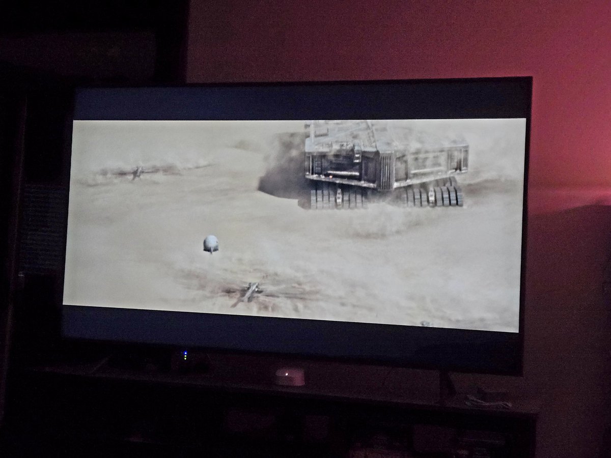 PuckishRogueMMA's tweet photo. This movie's pretty good
#Dune #DuneMovie #Dune2021 #SciFi #MovieNight #Film #Cinema #TVScreen #Arrakis #PaulAtreides #TimothéeChalamet #SciFiCinema #EpicFilm #DenisVilleneuve https://t.co/NOqwTktfCw
