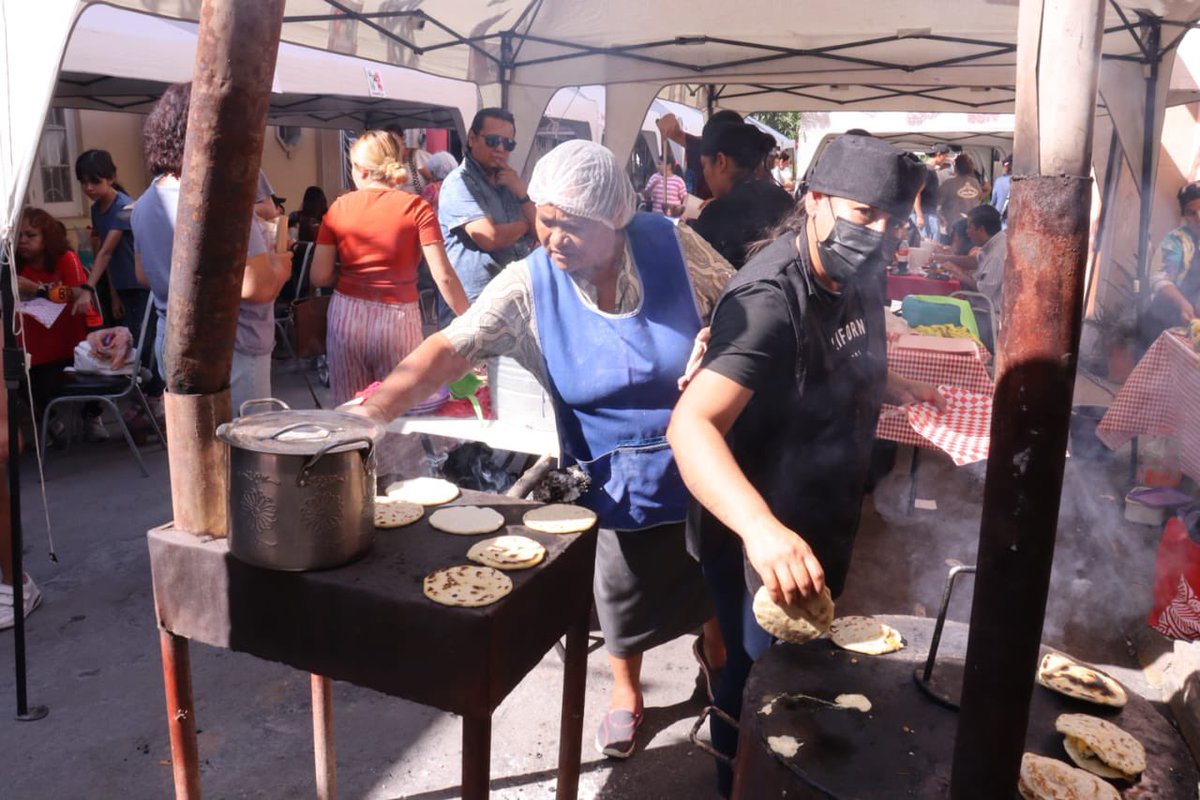 MujeresJimulco's tweet photo. ¡Gracias a quienes han visitado este Mercado y apoyado nuestra causa para empoderar a las mujeres campesinas del #CañónDeJimulco! Ustedes son esenciales para seguir fortaleciendo sus habilidades, sueños y oportunidades. ¡Los esperamos el próximo domingo!

#EmpoderamientoFemenino https://t.co/JeanIZbj87