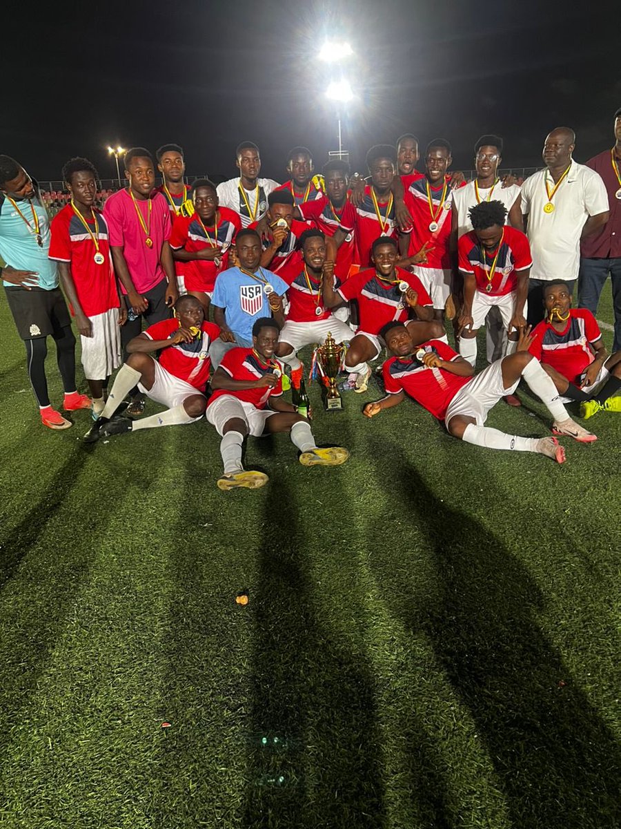 "The Defining moments where new KINGS get crowned!" We came, we saw &amp; we conquered. #STL new overlords KayFC.❤️🙏🏆🏆🏆🏆🏆🏆
1 TEAM 1 SPIRIT 💥