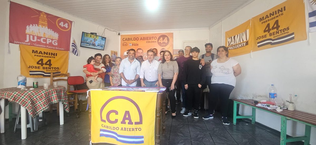 raul_lozanob's tweet photo. Estuvimos en #Colonia del Sacramento escuchando y conversando sobre nuestro trabajo en el Senado y en el @Mvot_Uruguay con los cabildantes apoyando a nuestra lista 44 que apoya a @BentosJose a Diputado y a mi al Senado.
Arriba @MSArtiguista y @Cabildo_UY  !!! https://t.co/lrUczlW8yv