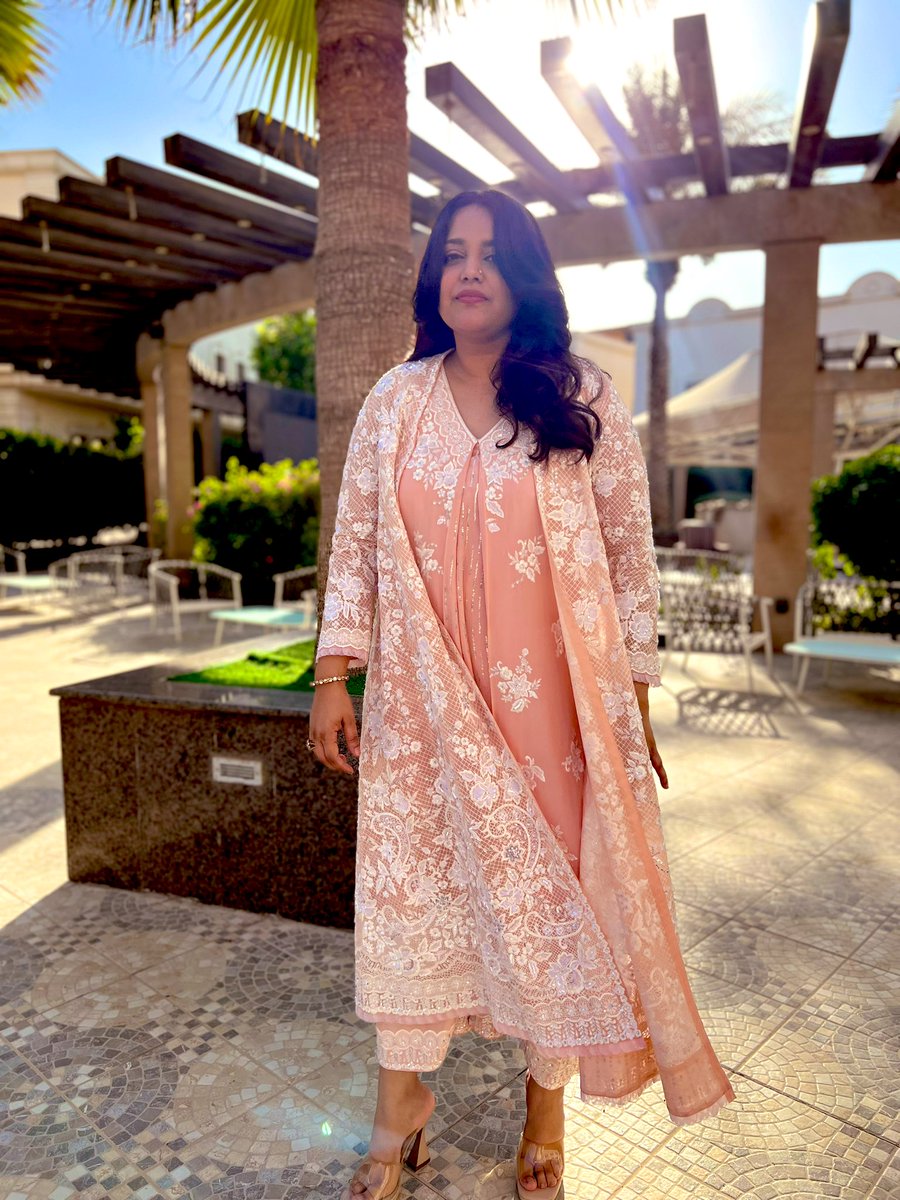 ReallySwara's tweet photo. Riyadh rambling.. ✨🌞 courtesy @amuobaruh https://t.co/JyG7tIWKUV
