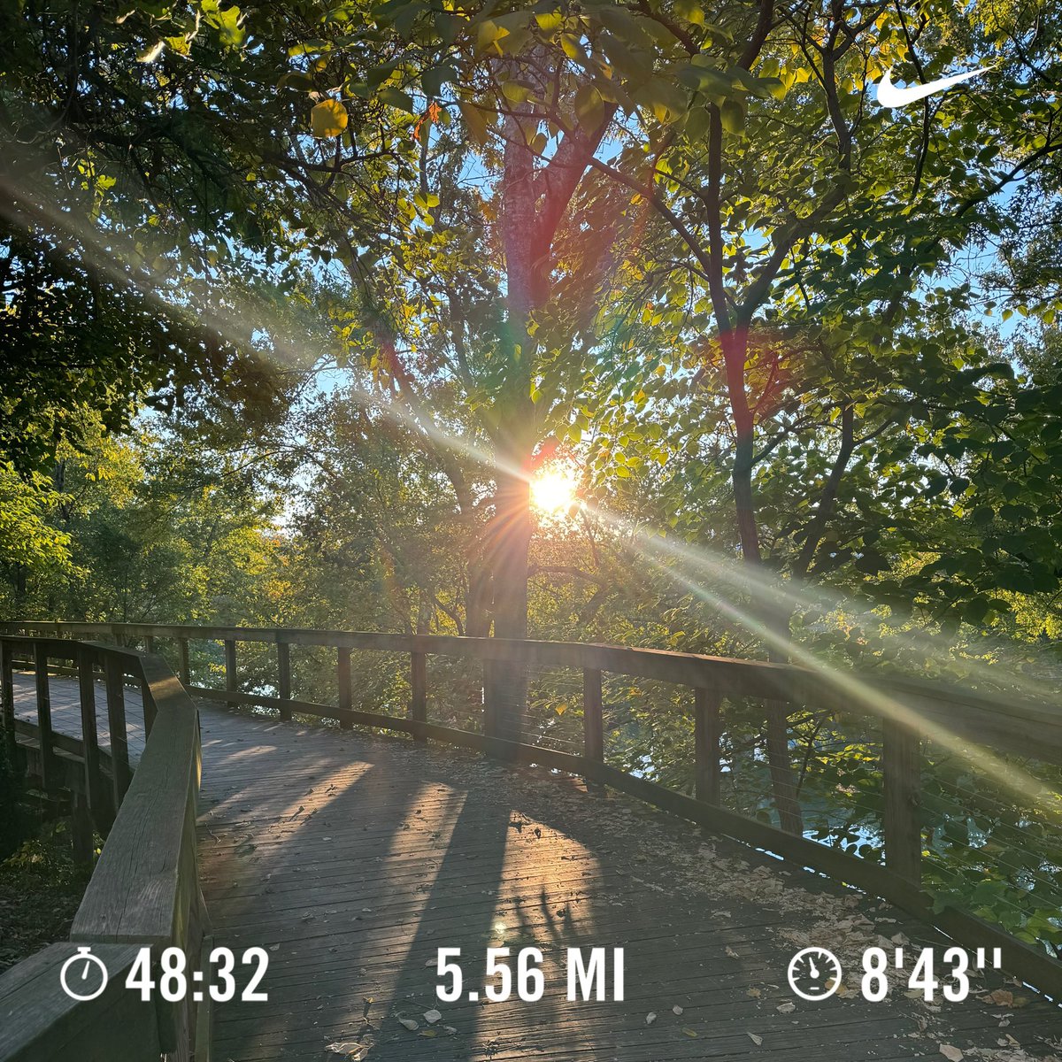 PhotoRunner_91's tweet image. Sunday Miles #running #runner #runtraining #nikerunclub#cardio