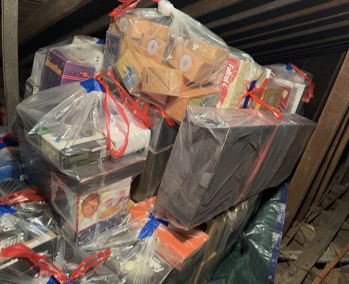 MisterFallout's tweet image. Officially completely out of closet space in the house, we are now storing @mrsfallout empty Fallout collection boxes in the attic. It looks insane when it’s all in one place 😂 #mrsfallout #misterandmrsfallout #fallout  #gamingcollection #mortgage payment #dinklife