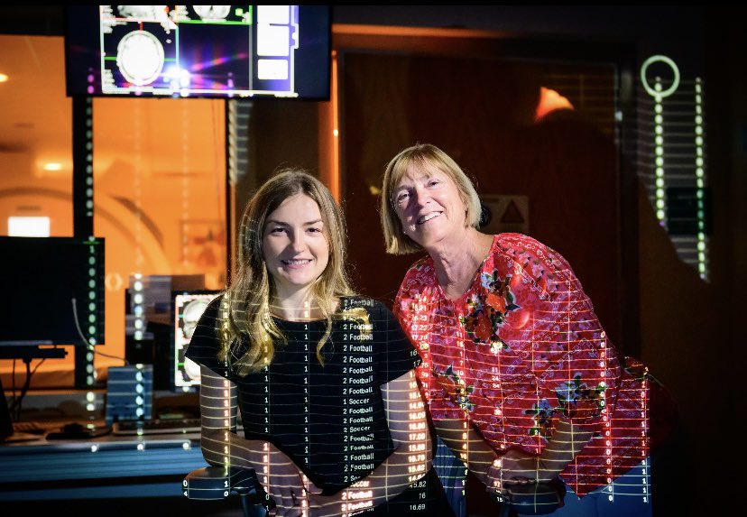 annabelleMD25's tweet image. Grateful for all the mentors I’ve had throughout medical school. Dr. Tracey Wszalek @BeckmanIllinois has been instrumental in my development as a researcher. 📷UIUC/Fred Zwicky