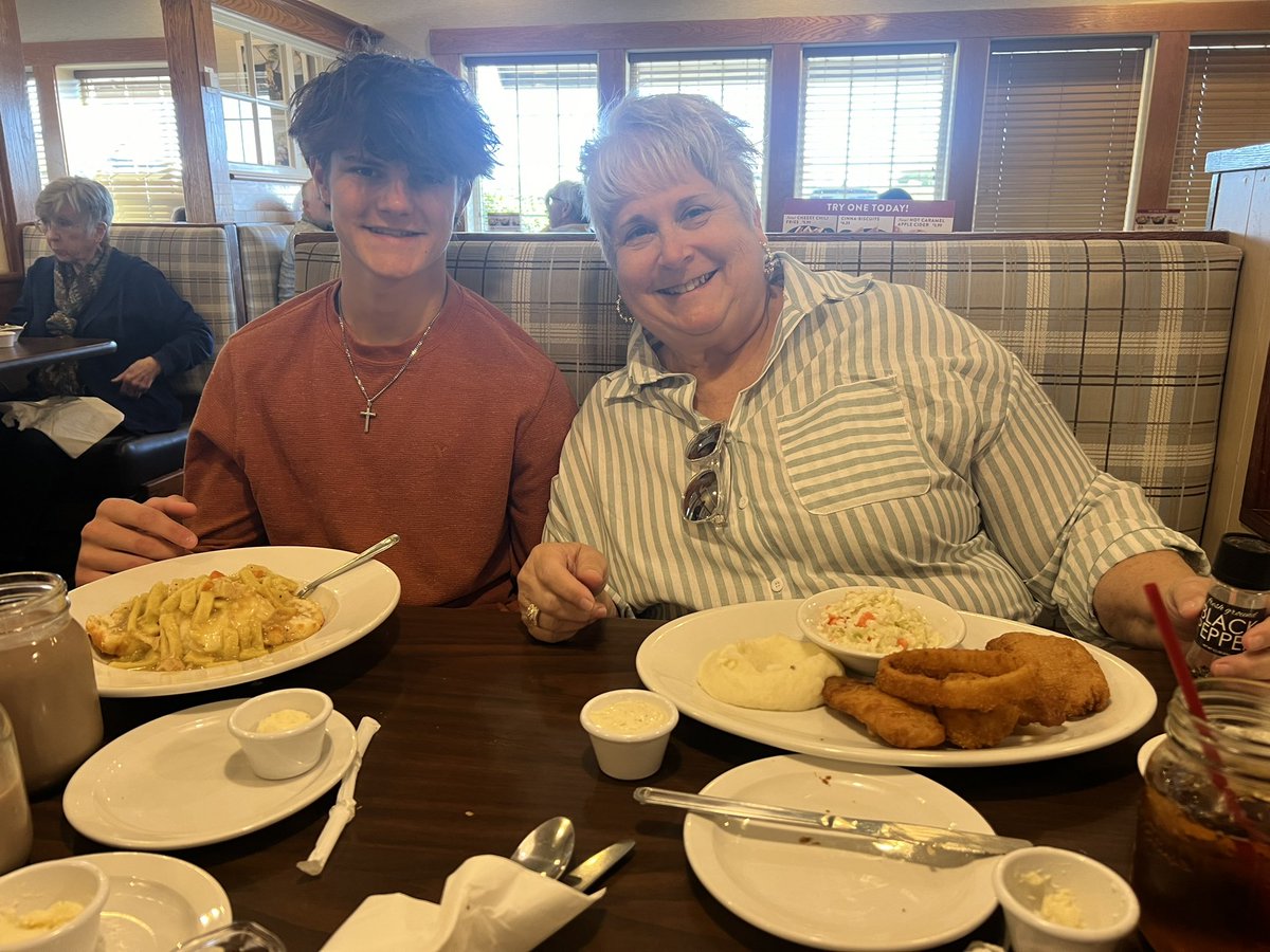 Kendellf44's tweet photo. Breakfast with grandma this morning. Having breakfast improves energy levels for your day! #techwell https://t.co/RIWrbHXMya