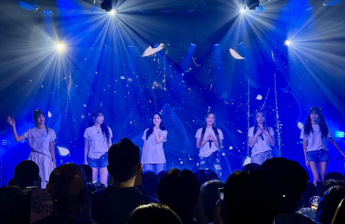 kbsworld_enter's tweet photo. 위클리, 데뷔 첫 日 팬 콘서트 '유니버시티 페스티벌' 성료... 가을 축제 완성
- '애프터 스쿨'-'트웬티스'→현지곡 특별 커버 무대까지... 성장형 세트리스트
- 위클리, "잊을 수 없는 하루 만들어줘 감사... 더 열심히 할 것" 소감 전해

[제공 : IST엔터테인먼트]

#위클리 #Weeekly https://t.co/35zbTZJDxq