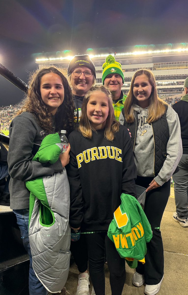 DougKuhlmann's tweet photo. Spent a great weekend at Purdue with my girls! @GraceK_4 & her sisters did their best to cheer on the Boilermakers as they tried to take on the new #1 team in the nation, my Oregon Ducks! #Shutout 

It was awesome walking around West Lafayette with Grace, checking out campus, her sorority, and visiting the Lutheran church for worship today. 

#BoilerUp
#GoDucks
#FamilyWeekendFun