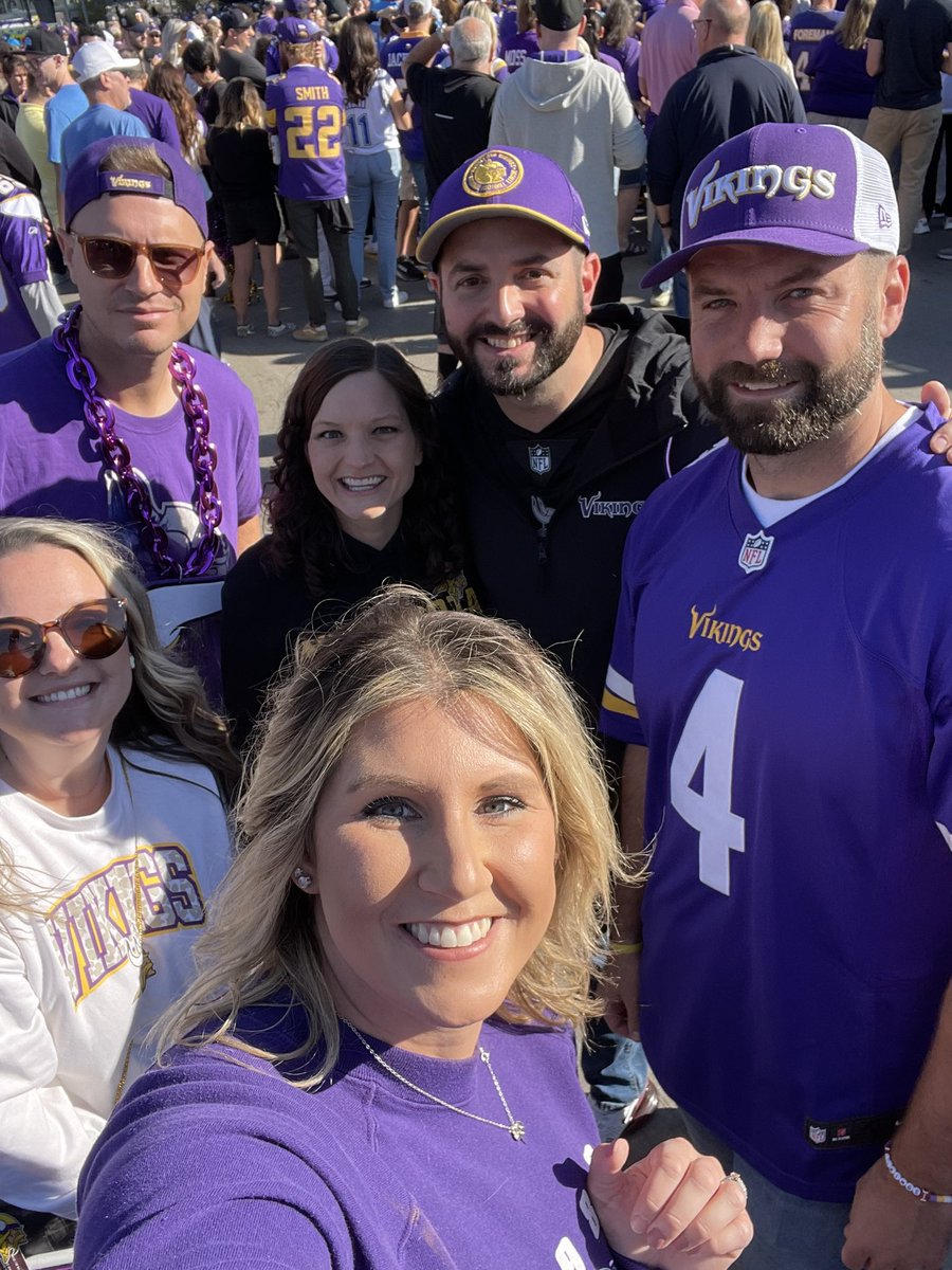 Dan Wolfe tweet media